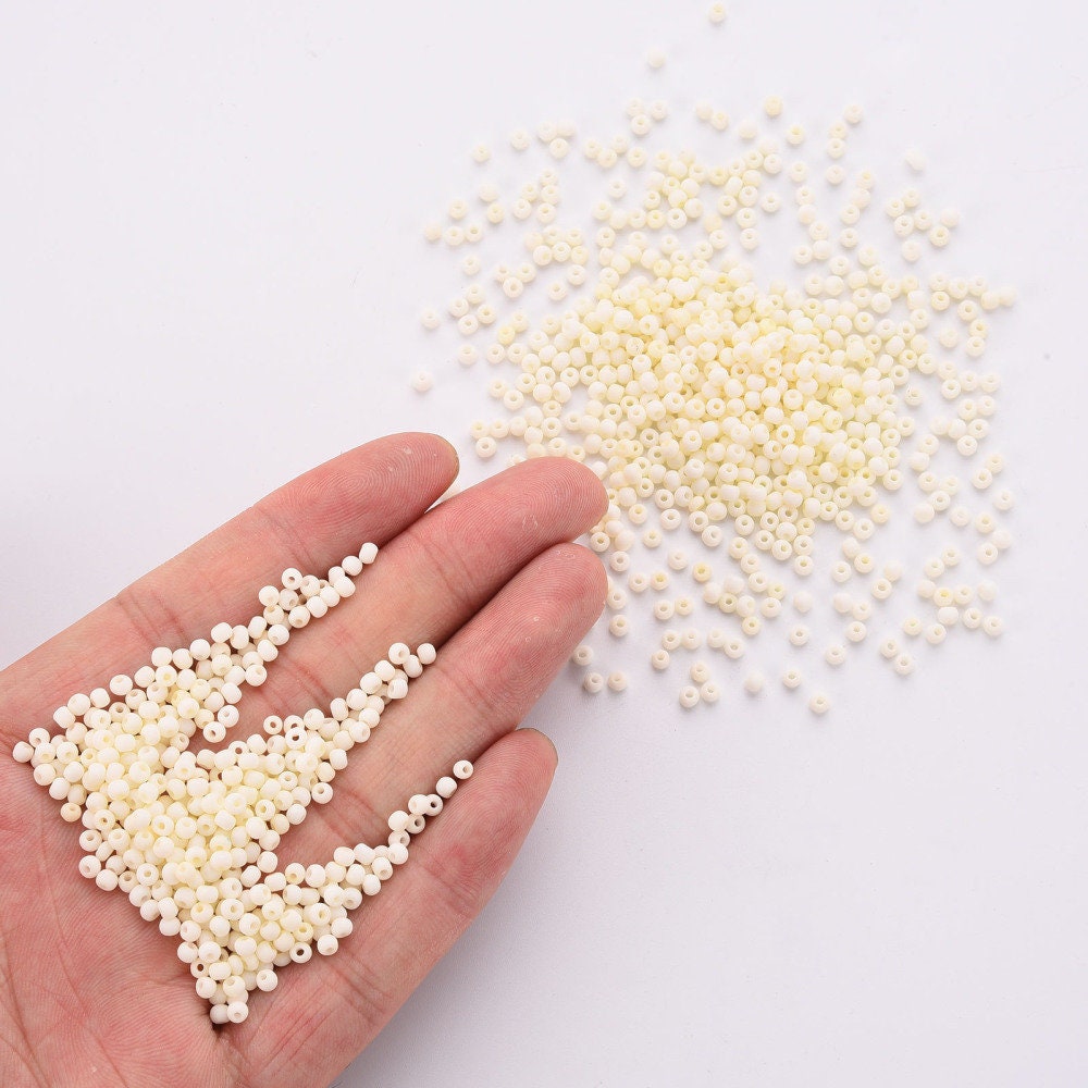 3MM Frosted Beige 8/0 Glass Seed Beads (S048-16) D41-14