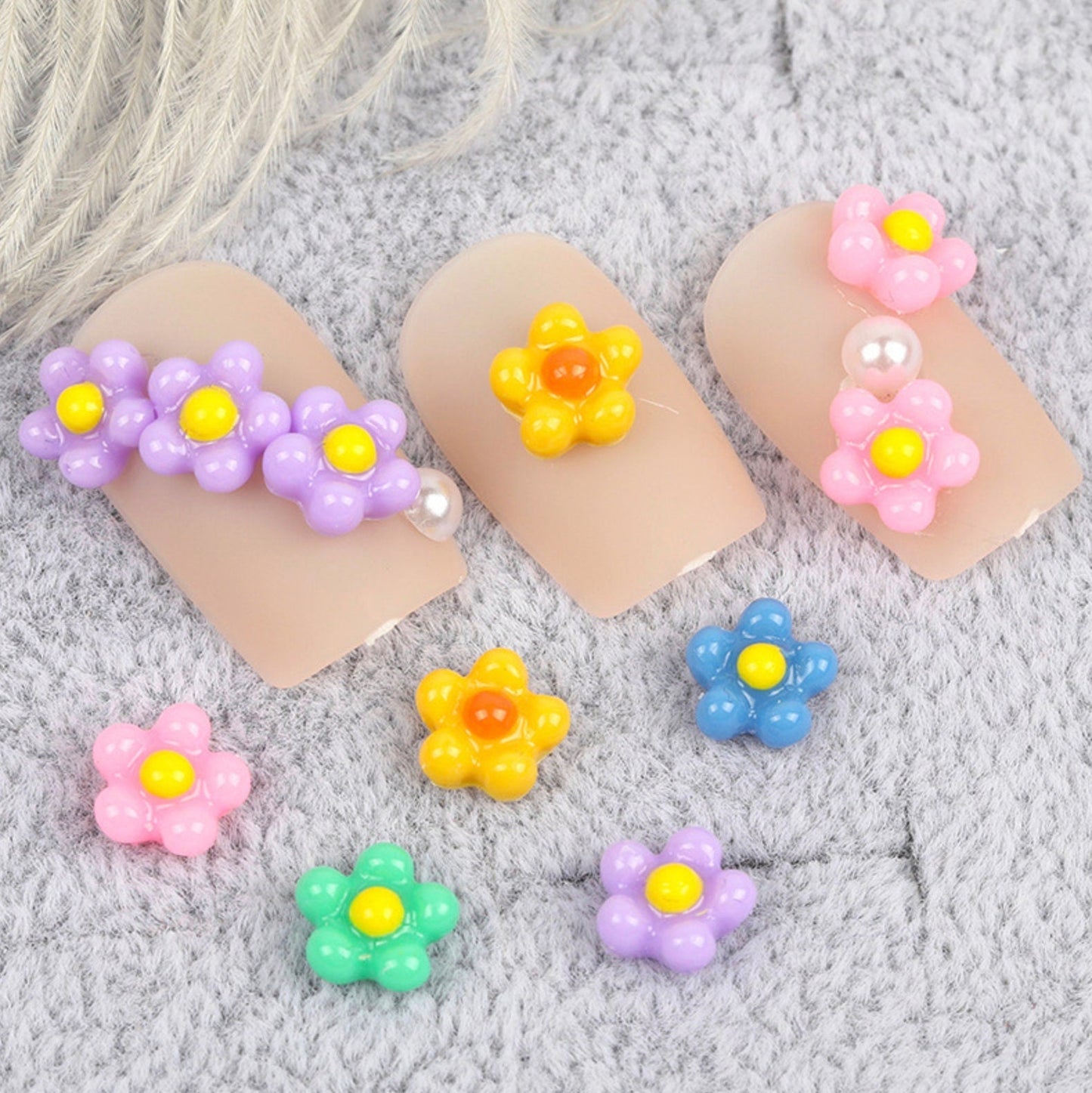 7MM Tiny Resin Flower for Nail Art (100 pc), Mini Cabochon