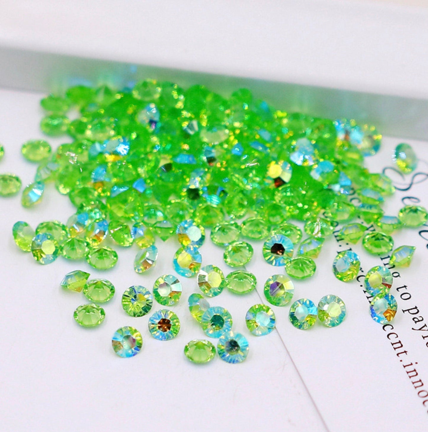Green AB Resin Rhinestones, Non-Hotfix, Pointed Rhinestone (4MM/6MM) D27-10