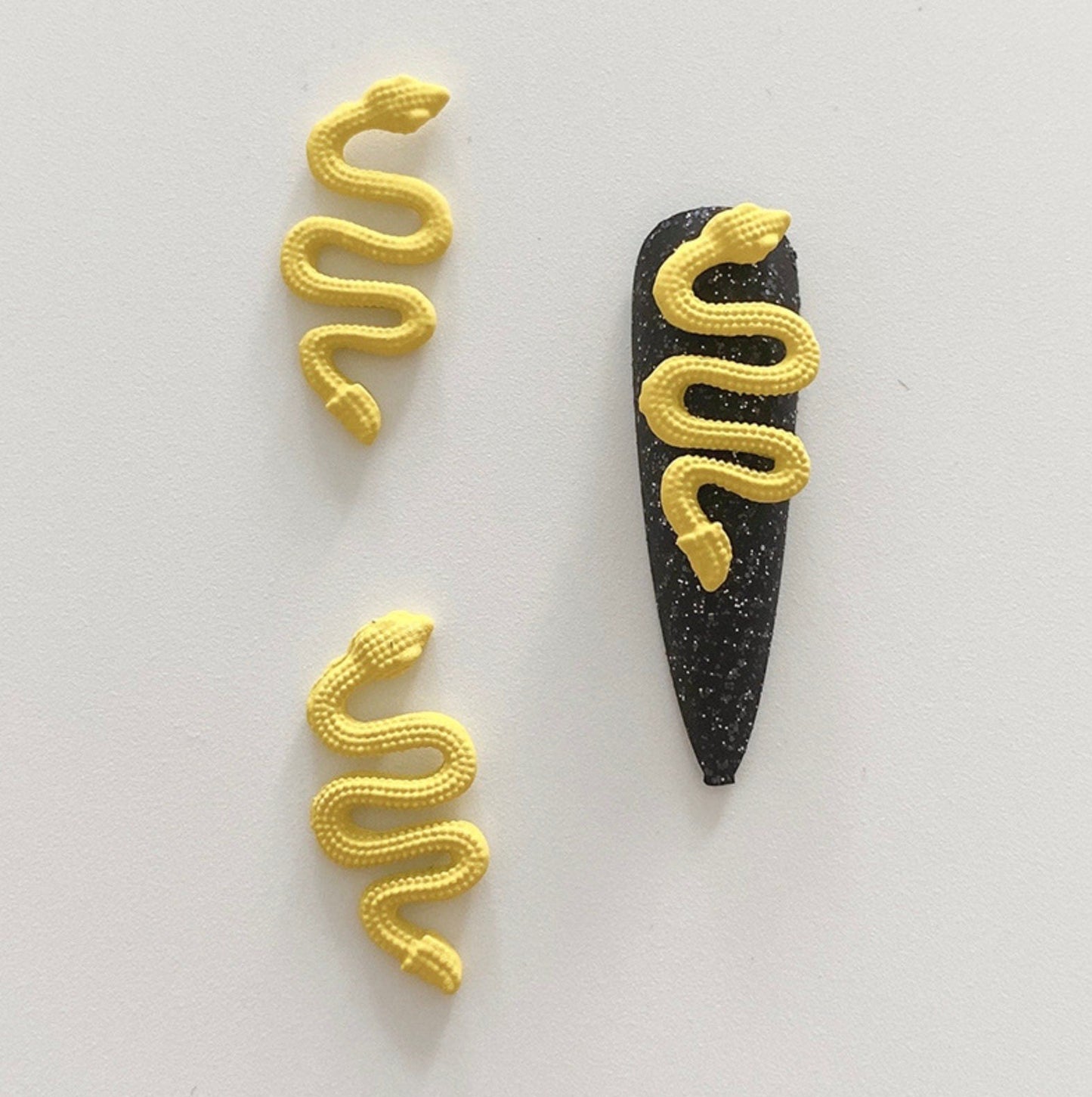 Slithering Snake, Multiple Colors Animal Themed Nail Art Charms, Mini Cabochon