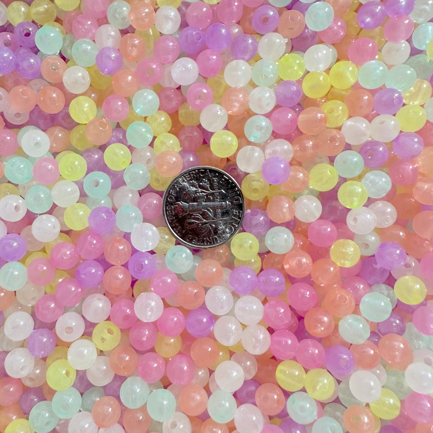 6MM/8MM Mixed Color Glow-in-The-Dark Acrylic Round Ball Beads