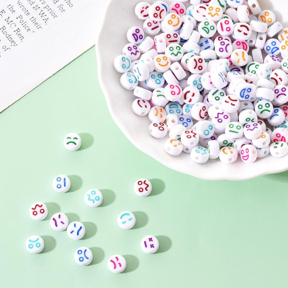 7MM White Flat Round Acrylic with Mixed Faces Beads