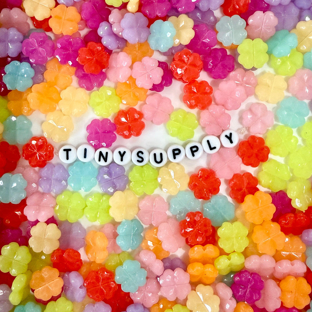 11.4MM Jelly Faceted Clover Flower Acrylic Beads