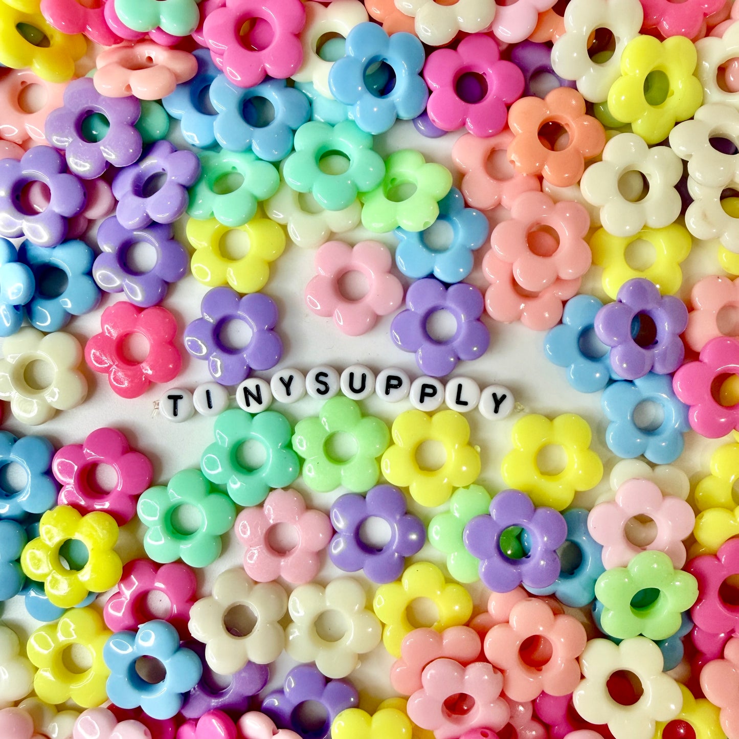 Chunky 19MM 90's Themed Acrylic Flower Bead (Fits 6mm bead)