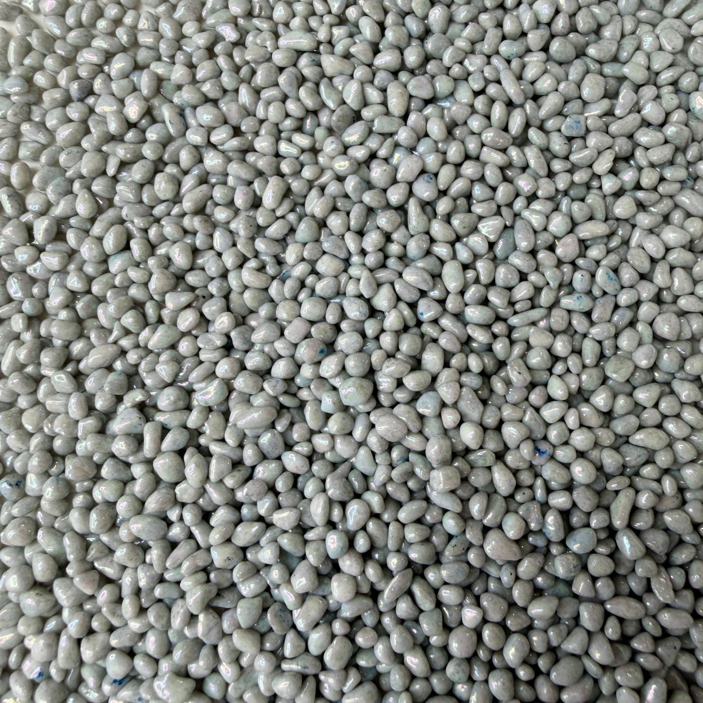 2MM-4MM Pearly Gray Pebble (NOT EDIBLE) D49-11