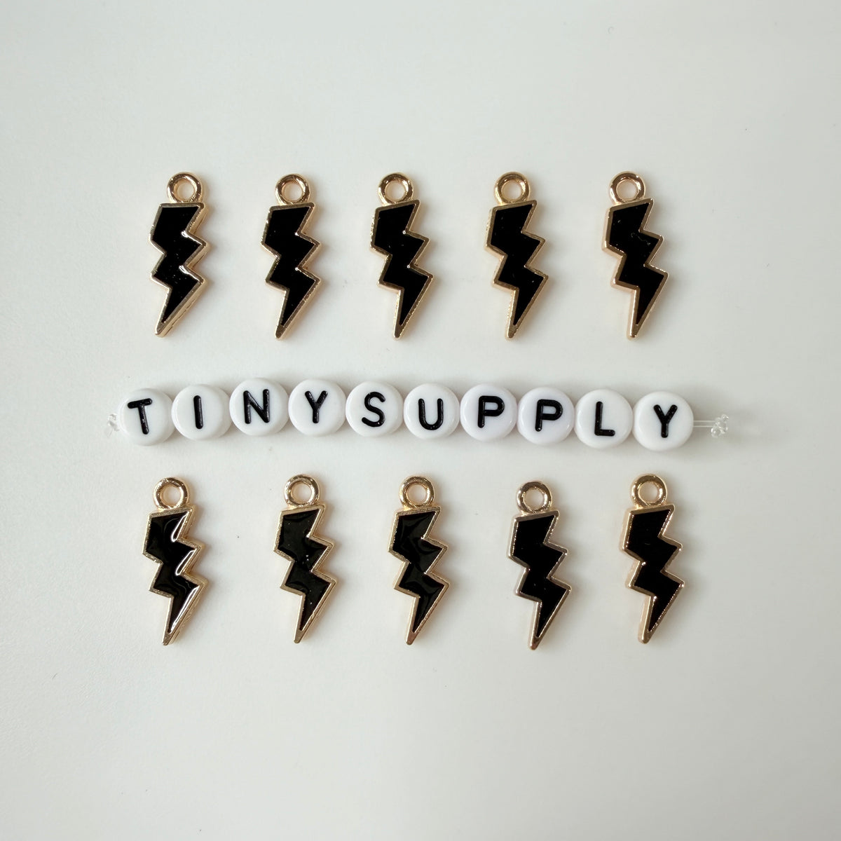 Lightning Bolt Enamel Zinc Alloy Charm (21mm x 7mm, Hole: 2mm)