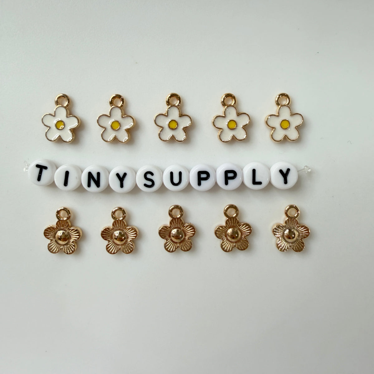 White Flower Oil Drop Style Enamel Charm (12.5x10x2mm, Hole: 1.2mm)