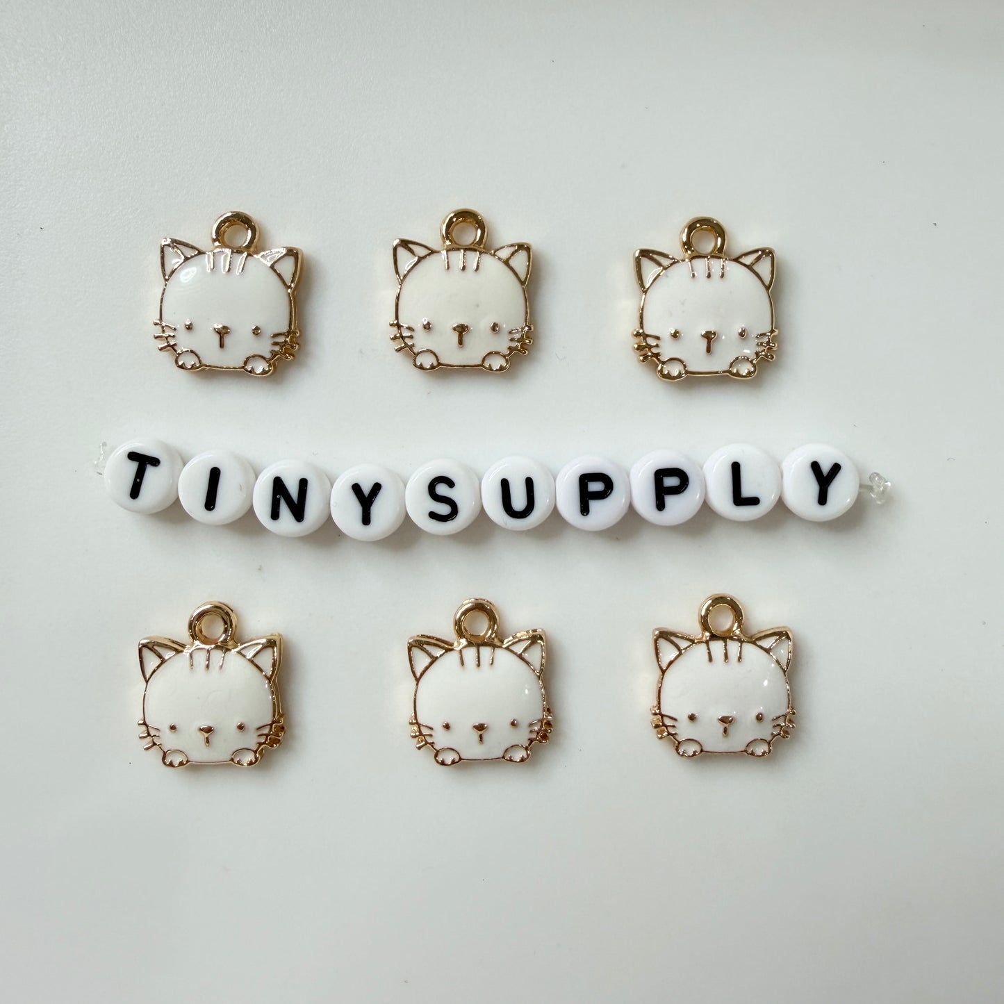 White/Black/Pink Cat Alloy Enamel Charm (15x13x3mm, Hole: 2mm)