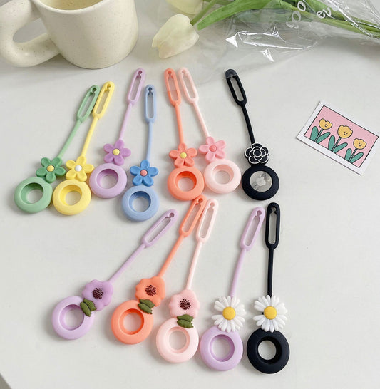 Cute Flowers Tie-able Silicone AirTag Case