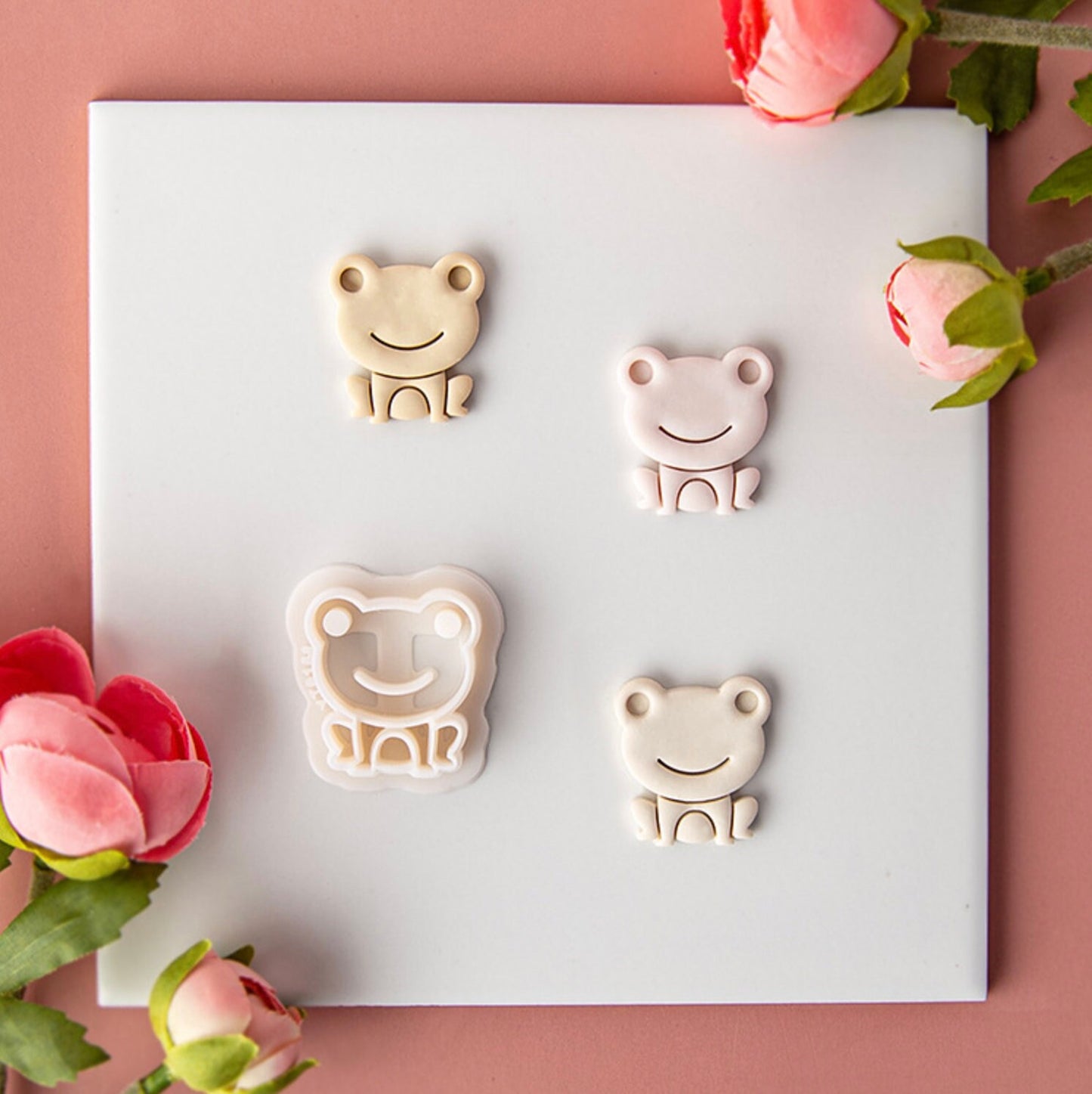 Cute Happy Frog Shape Polymer Clay Cutter (28mm x 26mm)