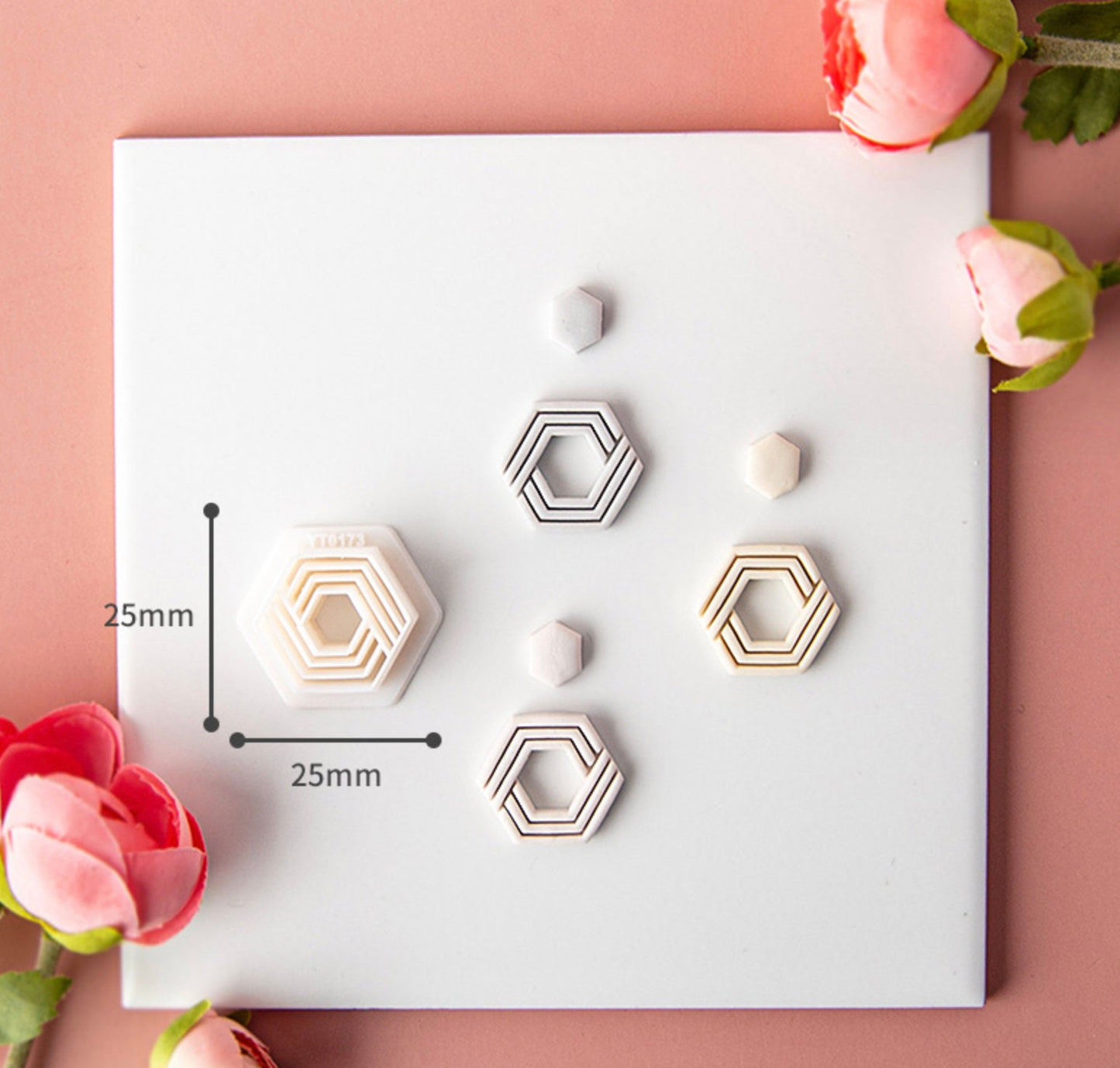 25MM Hexagon Interlocked Style Cutout Themed Polymer Clay Cutter (25mm x 25mm)