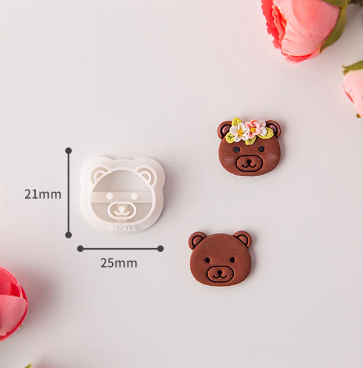 21MM x 25MM Cute Bear Head, Animal Themed Cutout Polymer Clay Cutter