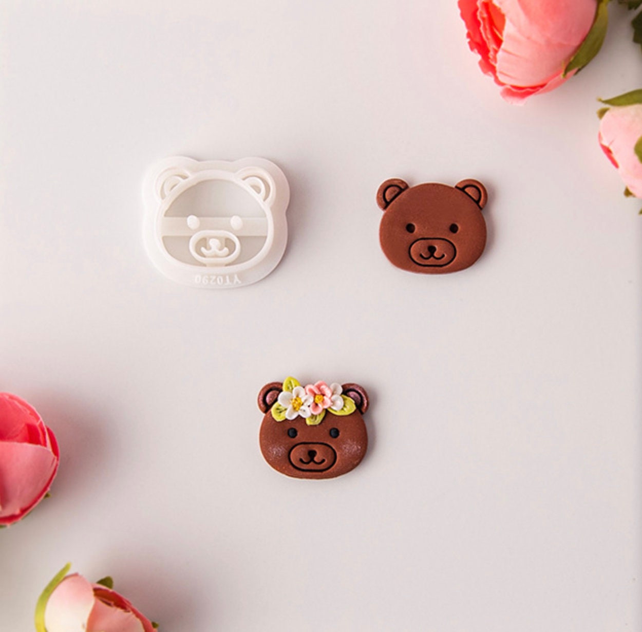 21MM x 25MM Cute Bear Head, Animal Themed Cutout Polymer Clay Cutter