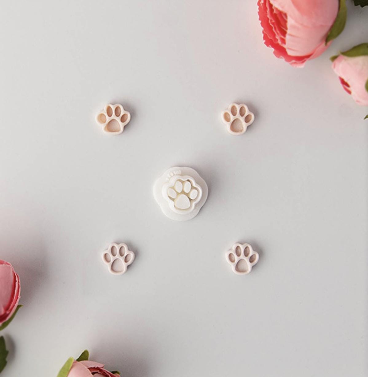 12MM X 12.5MM Paw Shaped, Animal Themed Cutout Polymer Clay Cutter
