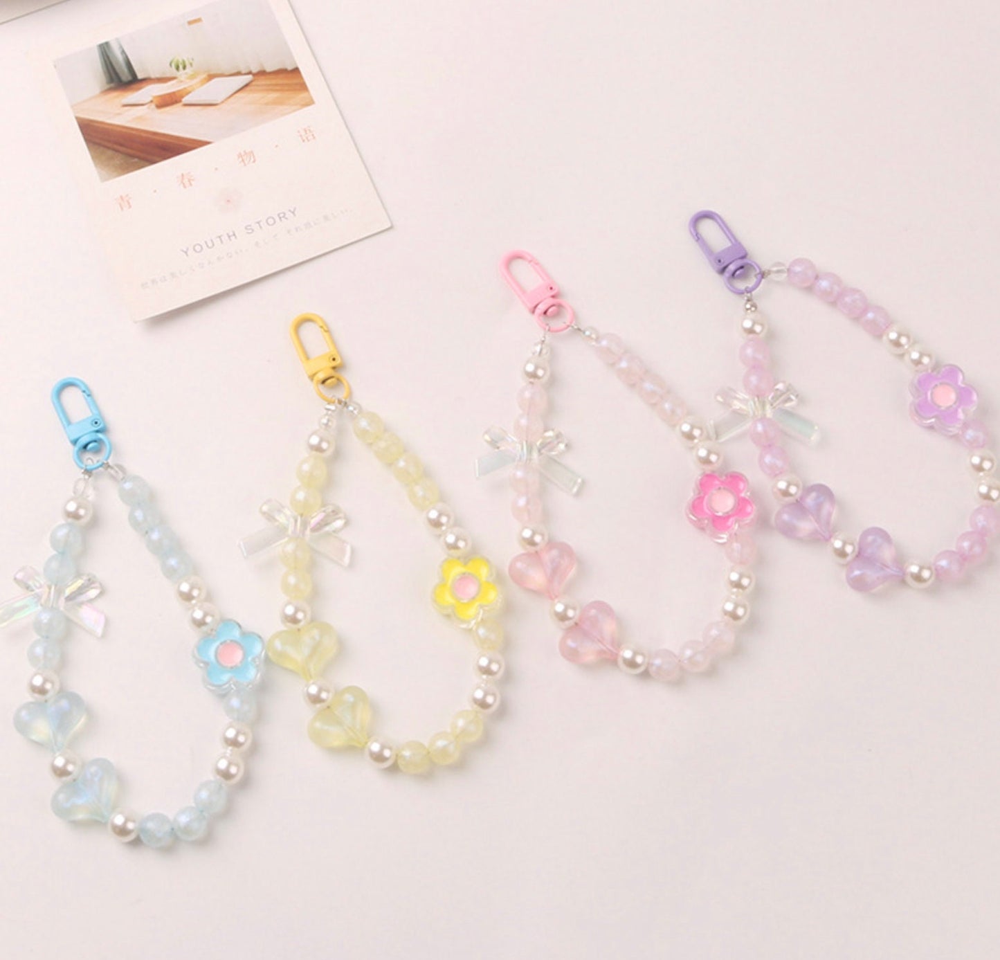15CM Cute Acrylic Round Bead Strand with Flowers and Bows Bead Keychain, Key ring, Phone Lanyard