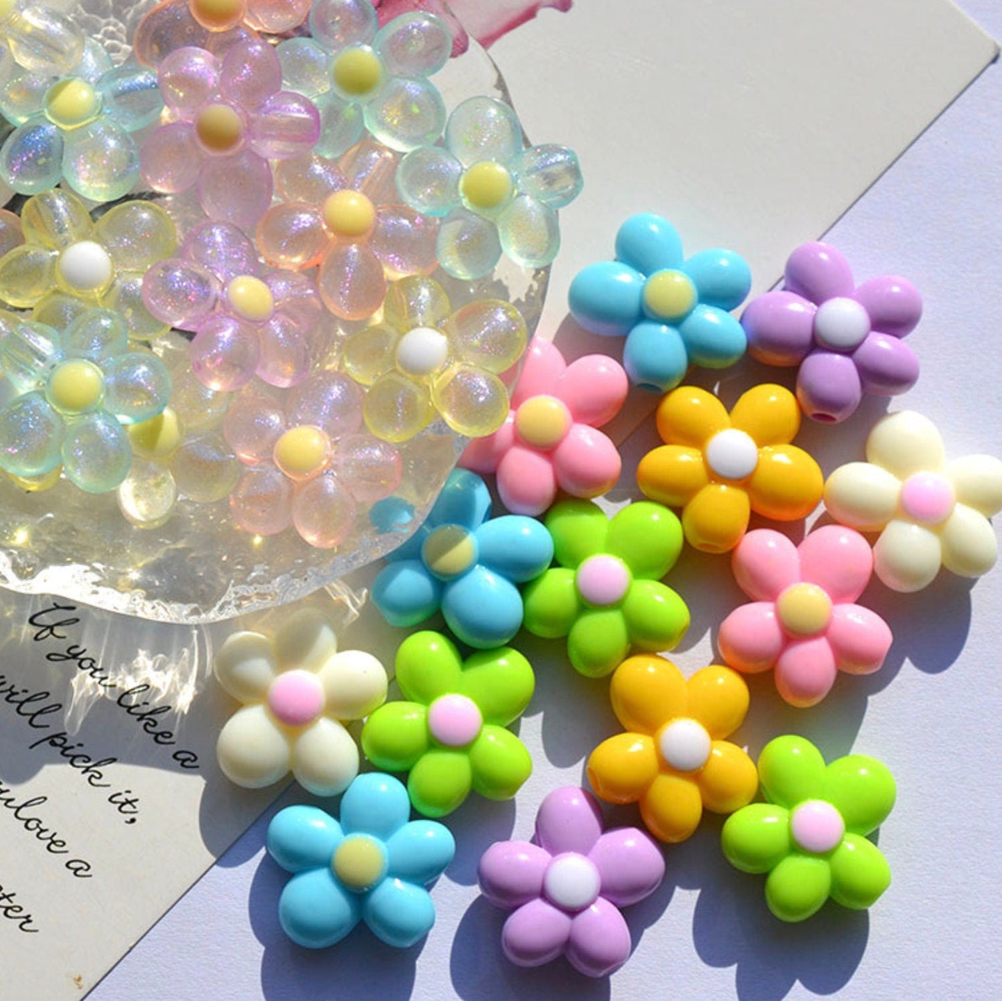 19MM x 20MM Solid/Transparent Glitter Puffy Flower Acrylic Beads