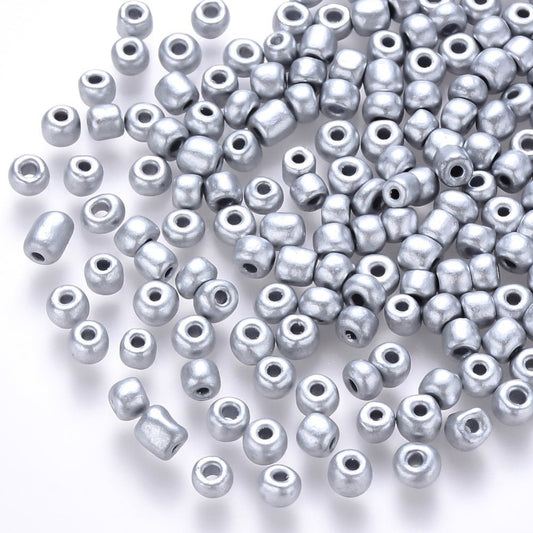 3MM Silver 8/0 Glass Seed Beads (S036-14)