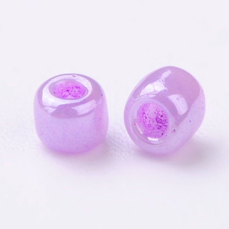 3MM Violet 8/0 Glass Seed Beads (US0003-150)