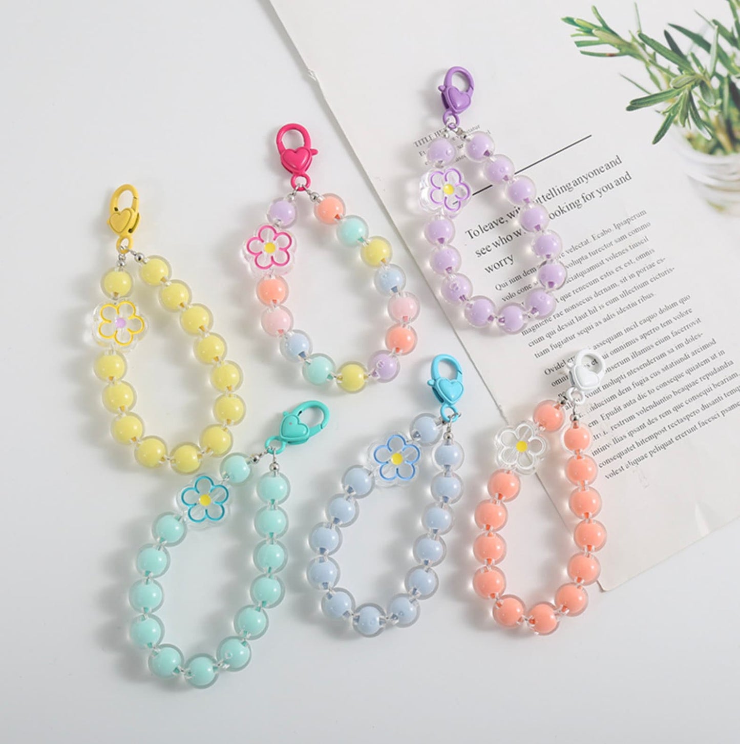 Cute Acrylic Round Bead Strand with Flower Keychain, Key ring