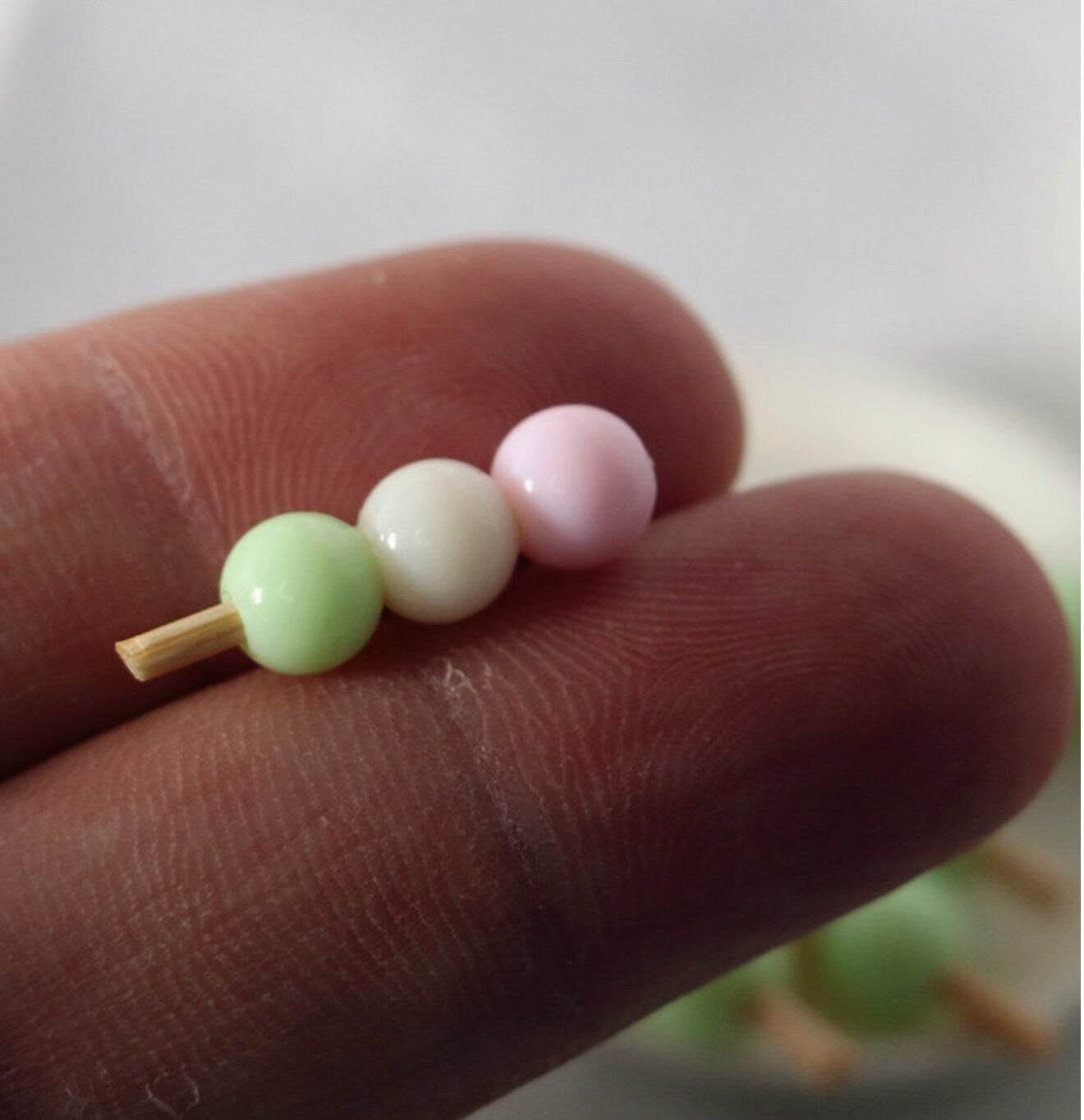 Tiny Dollhouse 1:12 Tricolor Dango, No Hole, No Hook for Dollhouse (6mm x 22mm)