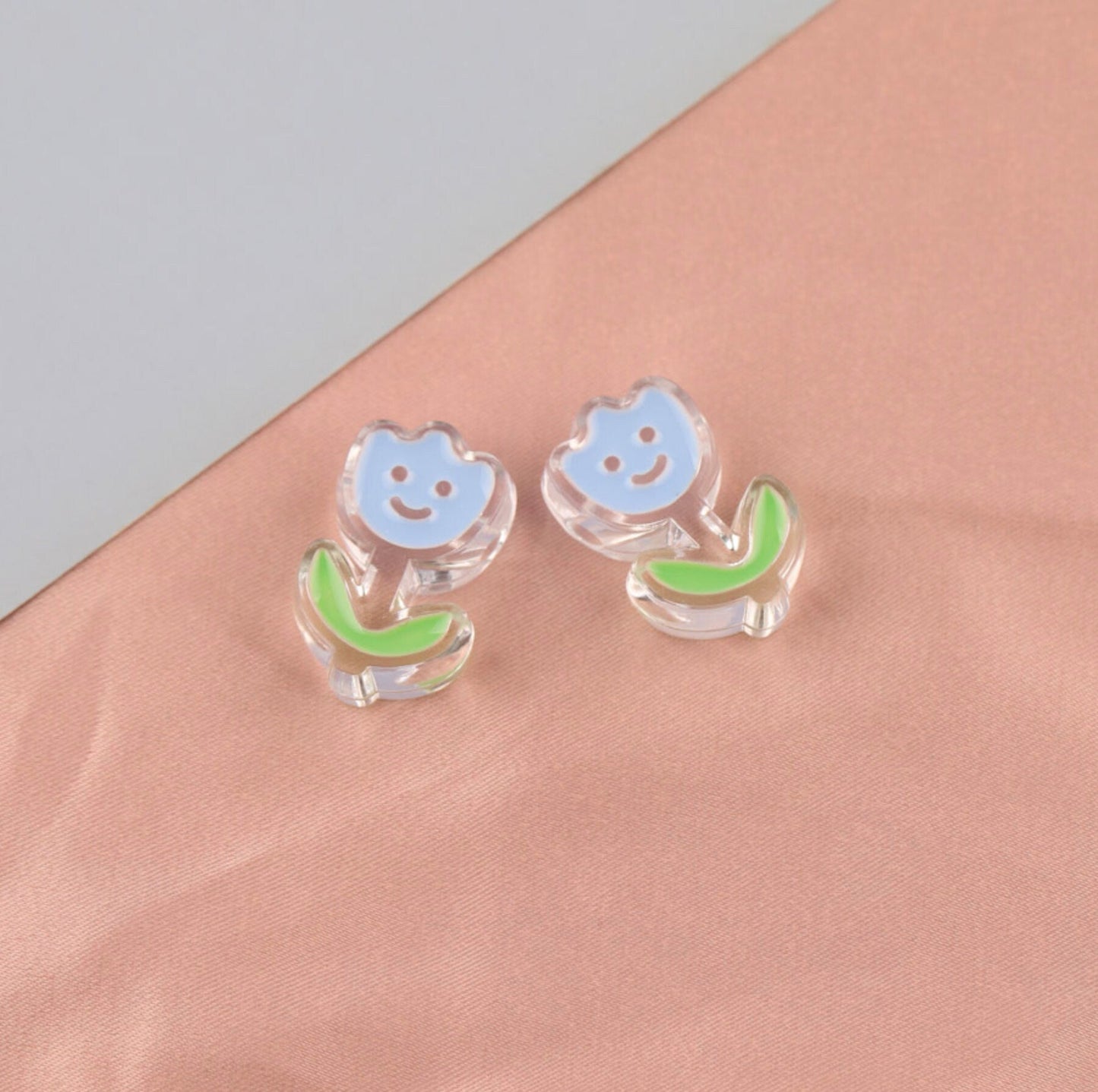 Transparent Smiley Flower Enamel Acrylic Bead ( 24.5x20x9mm, Hole: 3mm)