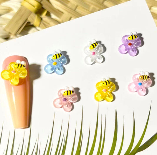10MM x 9MM Bee on Flower, Floral Themed 3D Nail Art Charms, Mini Cabochon