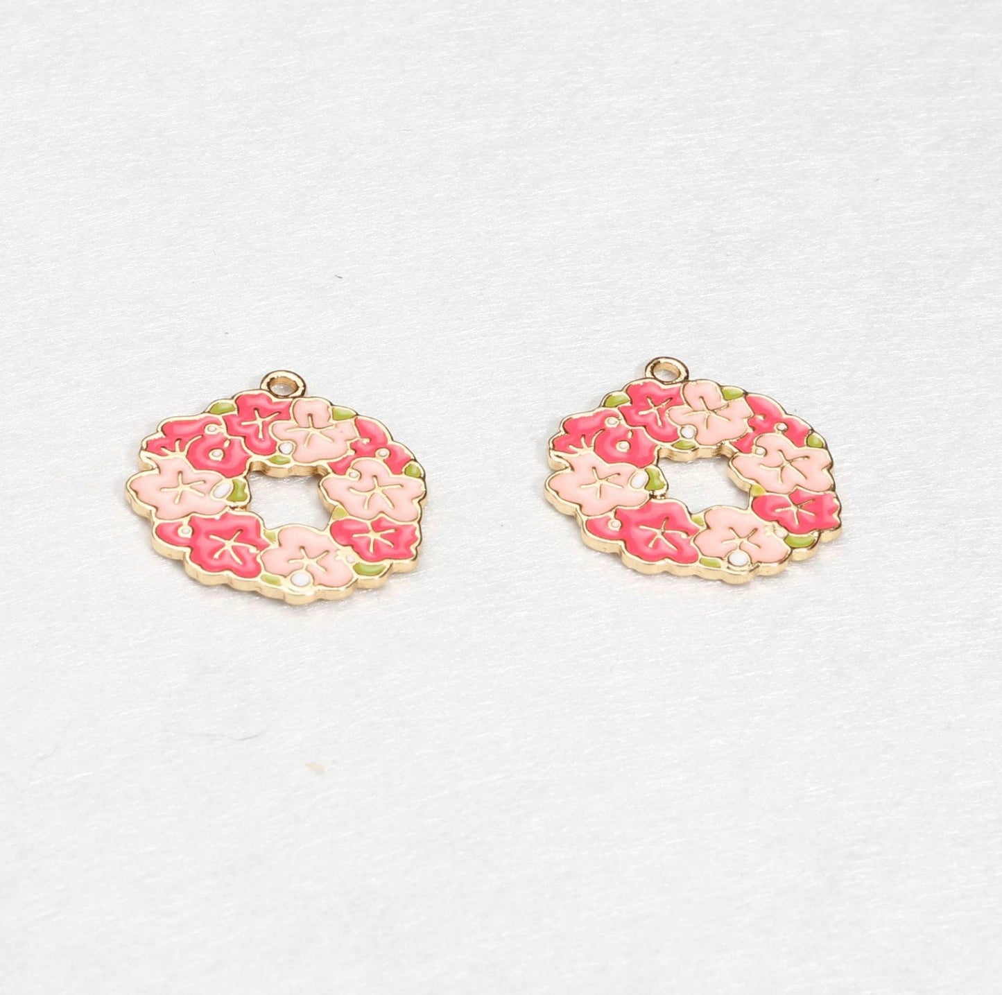 25MM Cute Flower Themed Flower Wreath Enamel Charms