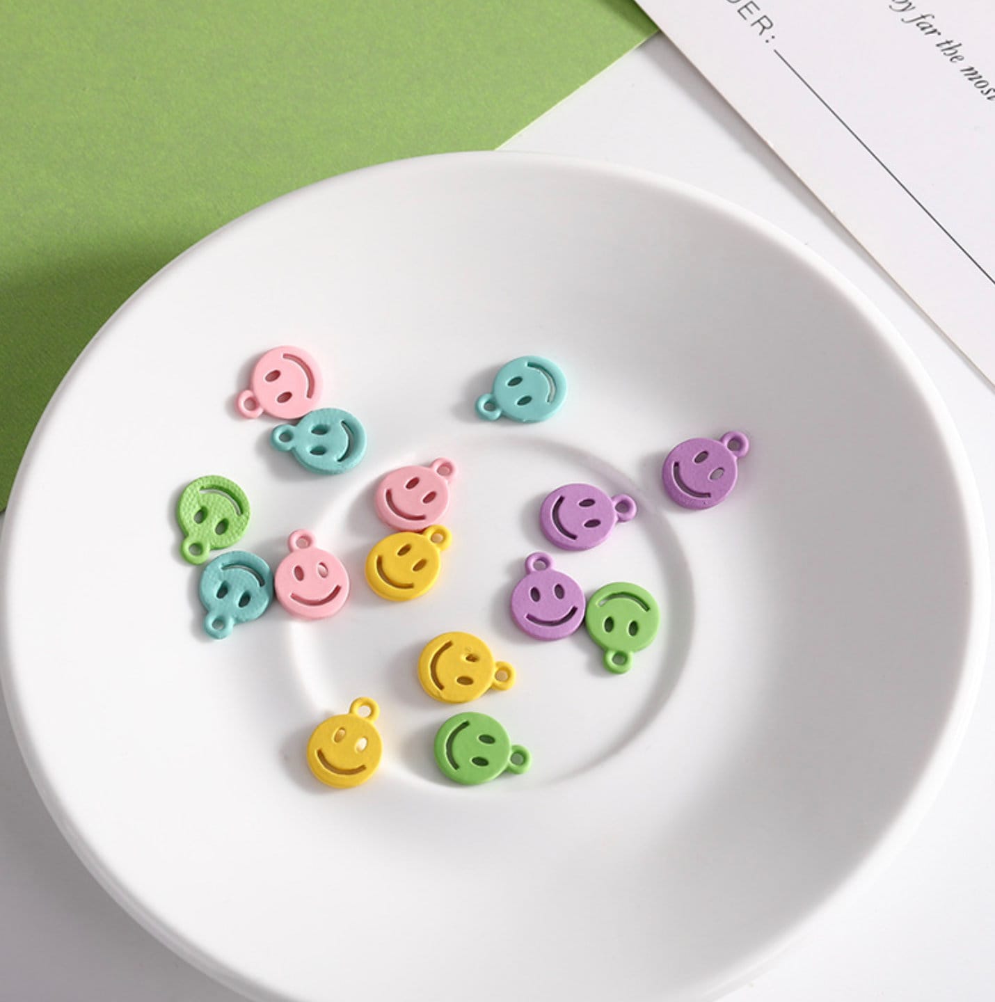 Metal Alloy Smiley Face Charms (9MM x 12MM)