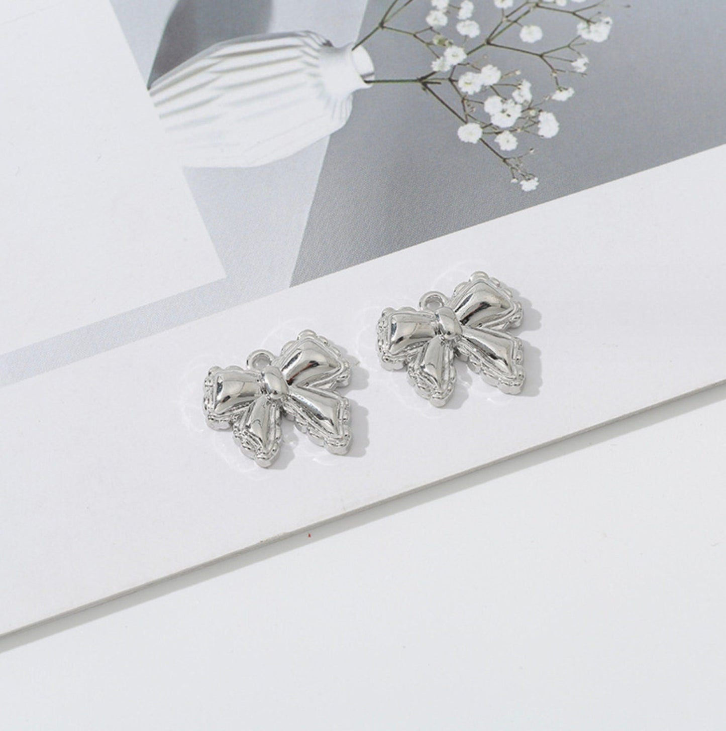 Metal Alloy Ruffled Bow Themed Charms (16mm x 18mm)