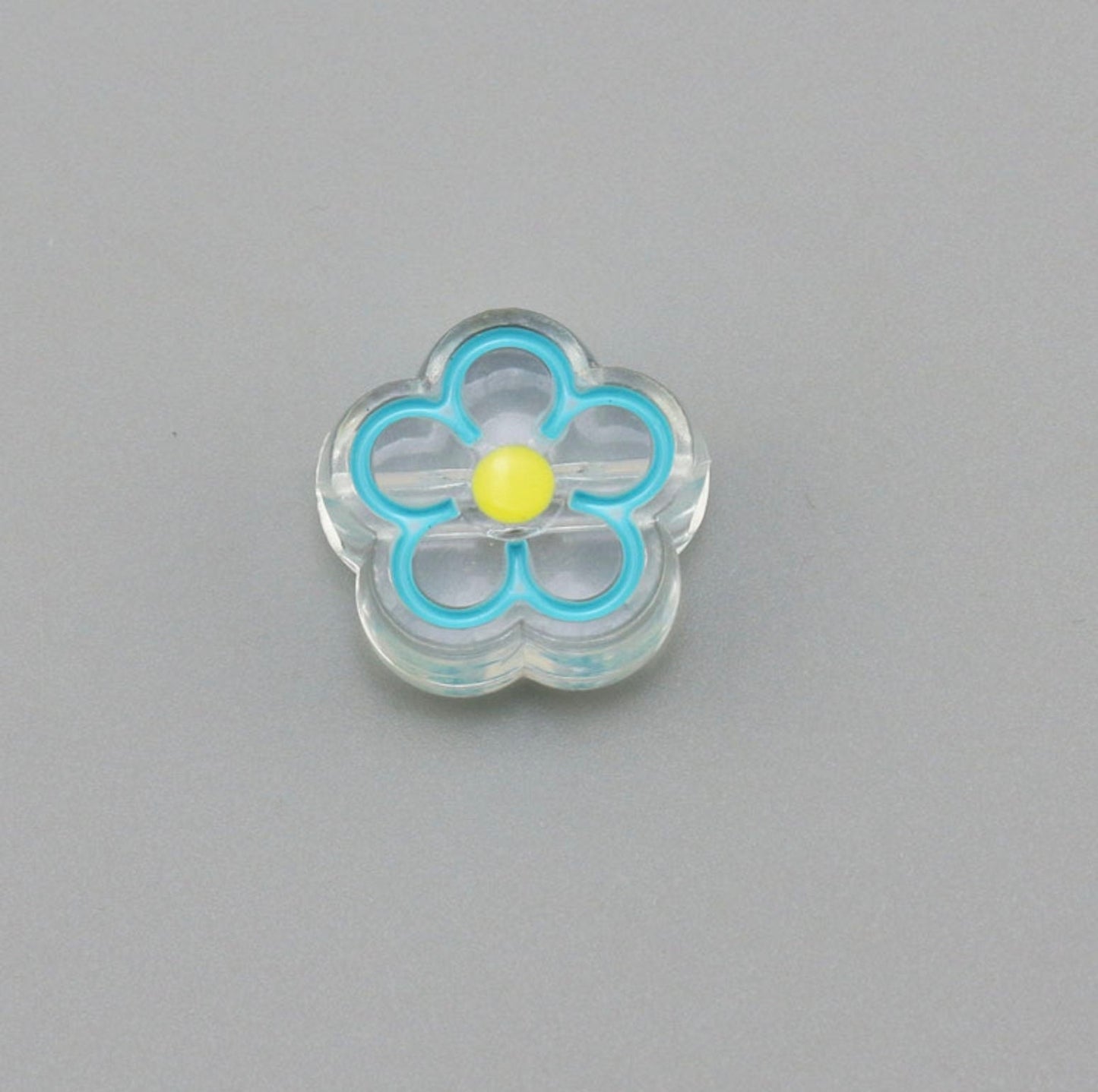 Cute Flower Outline Enamel Acrylic Bead (19mm x 19mm x 8mm, Hole: 3mm)