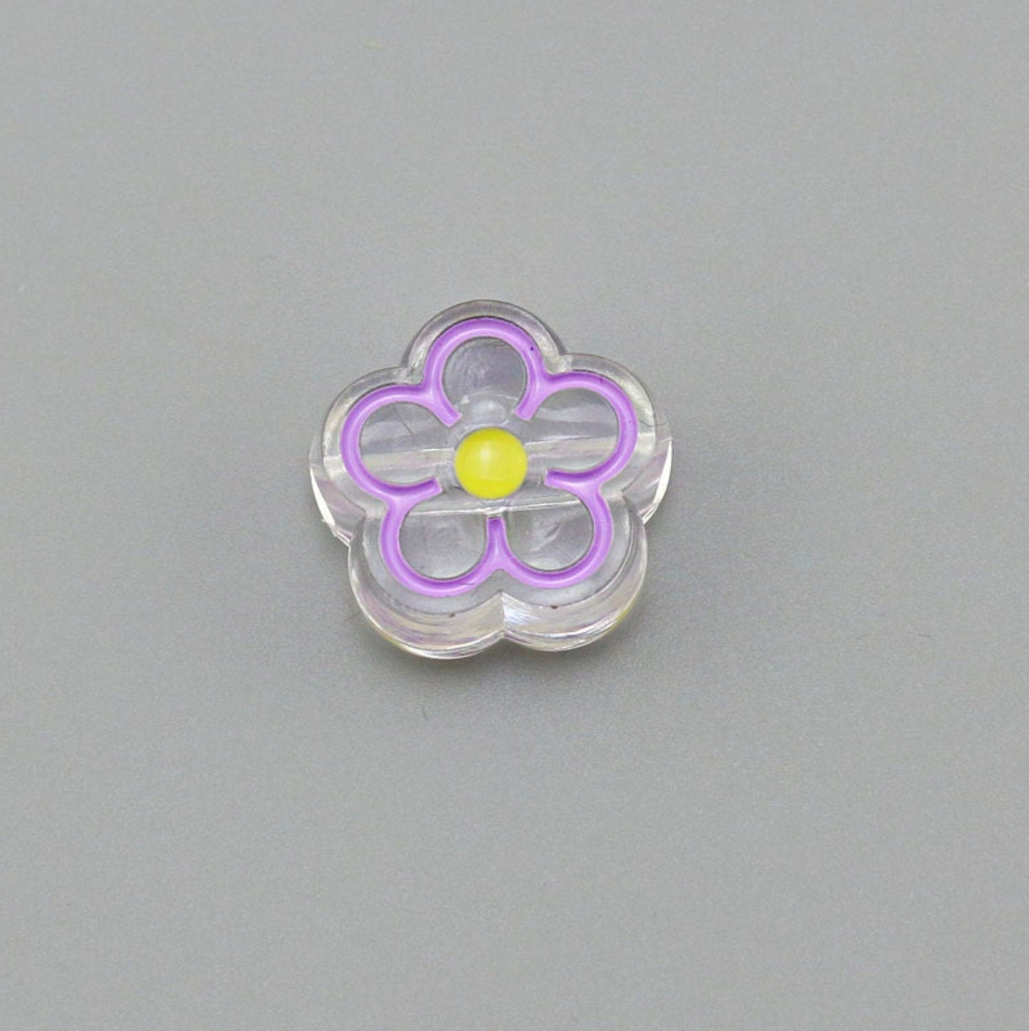 Cute Flower Outline Enamel Acrylic Bead (19mm x 19mm x 8mm, Hole: 3mm)