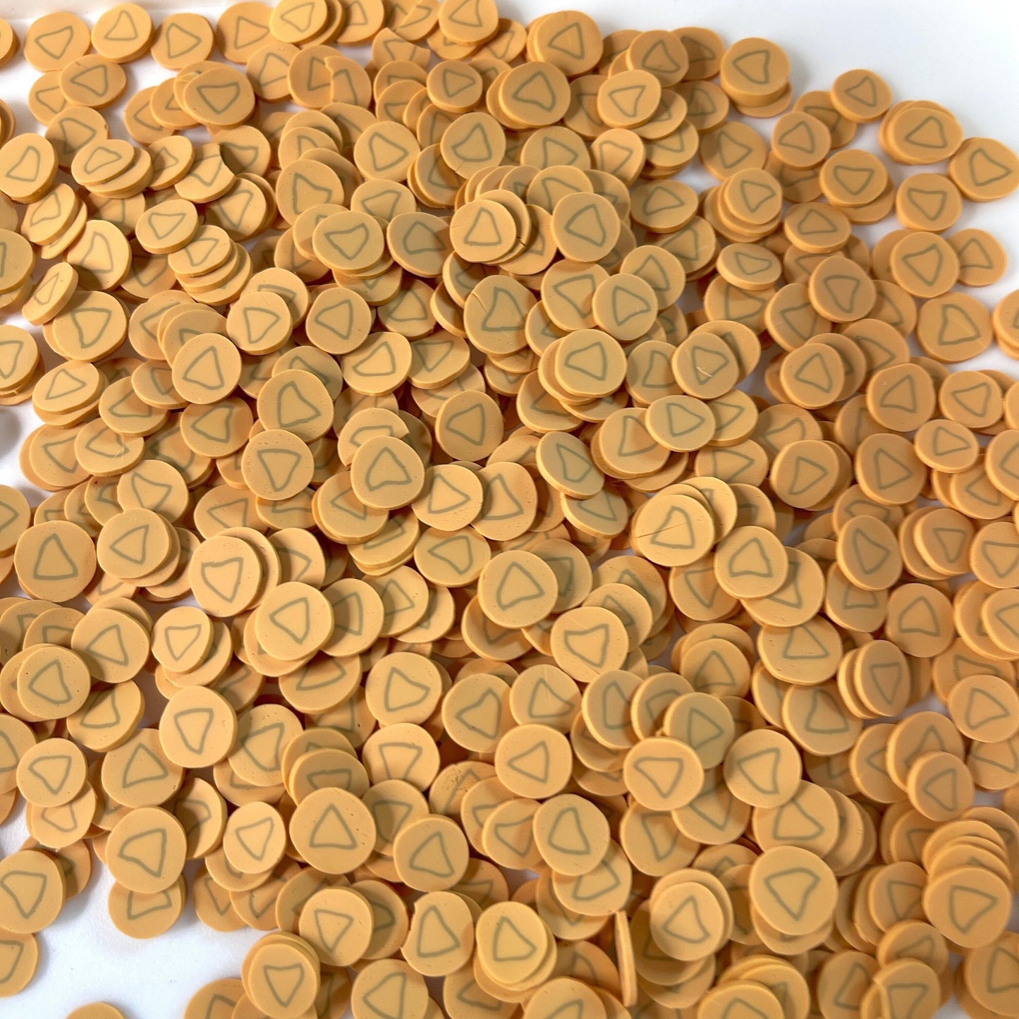 10MM Triangle Shape Dalgona, Food Polymer Clay Sprinkle (NOT EDIBLE) D46-23