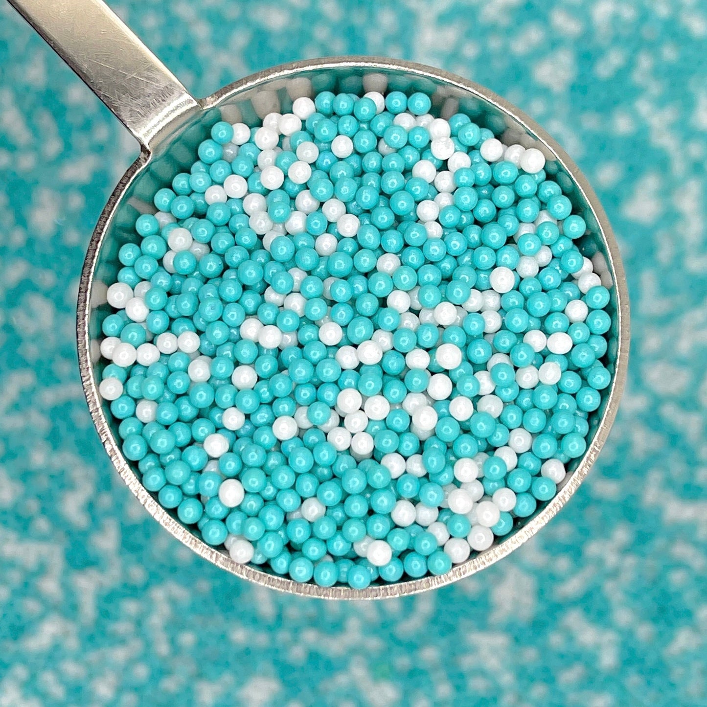 FAKE 2MM Turquoise/White Themed Pearl Mix (NOT EDIBLE) D5-06