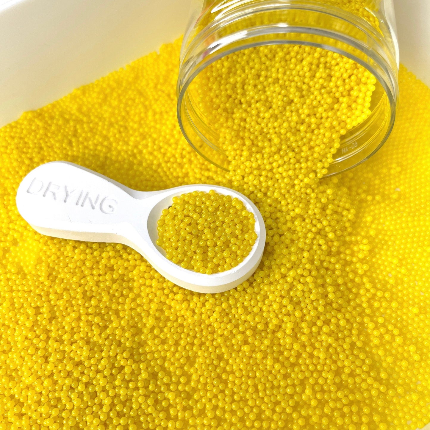 FAKE 2MM Yellow Pearl Mix (NOT EDIBLE)   D48-01