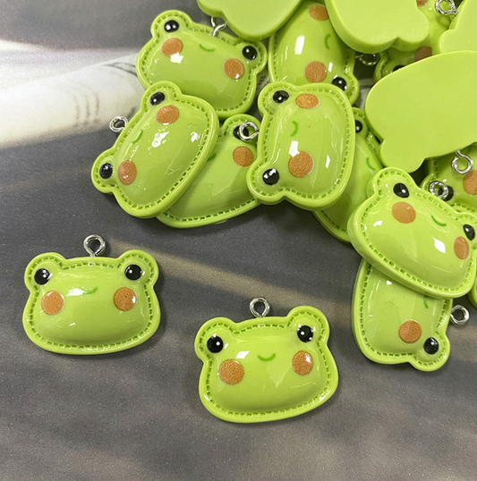 2.5cm x 2.3cm Cute Puff Frog, Animal Themed Charms