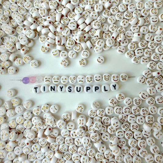 7MM White Round Acrylic with Gold Mixed Faces Beads