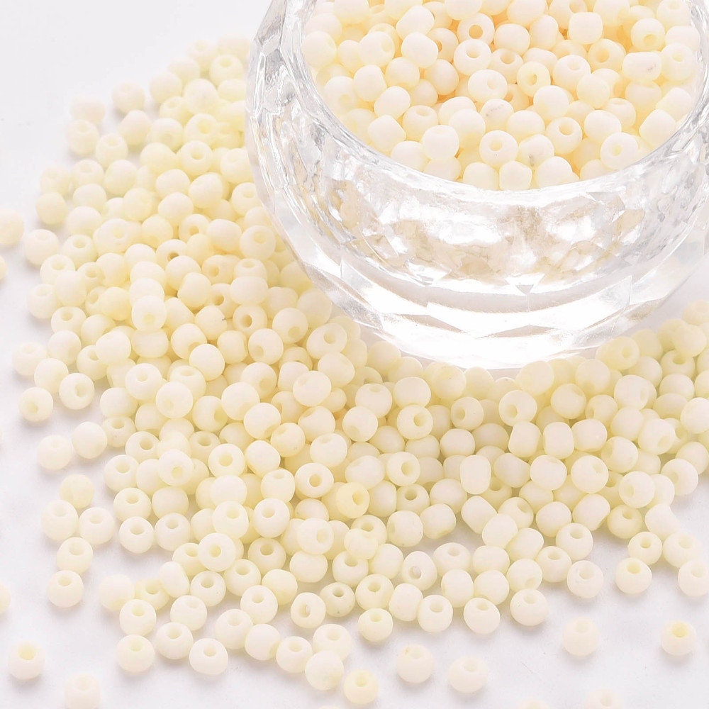 3MM Frosted Beige 8/0 Glass Seed Beads (S048-16) D41-14