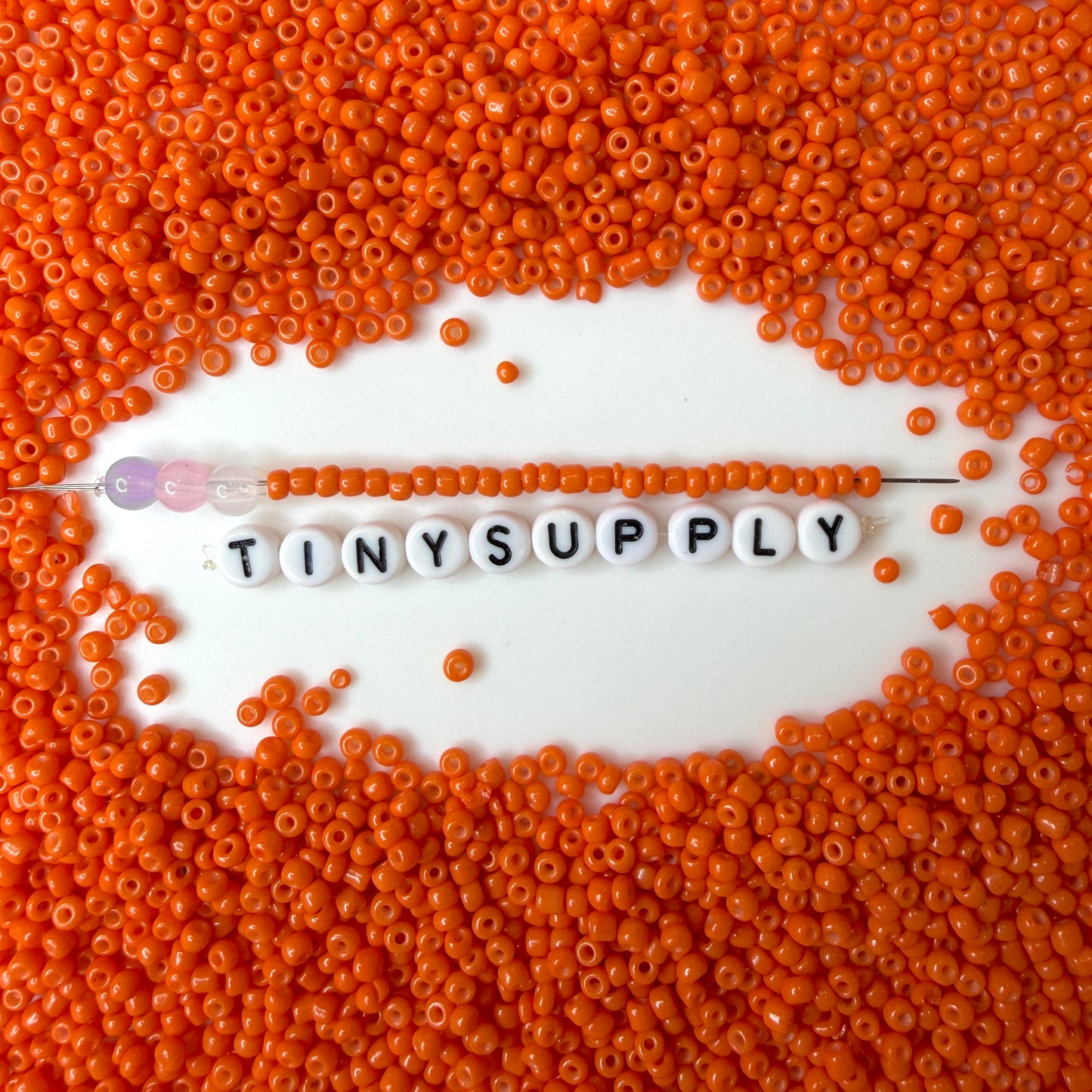 3MM Orange Red 8/0 Glass Seed Beads (S036-01) D41-06