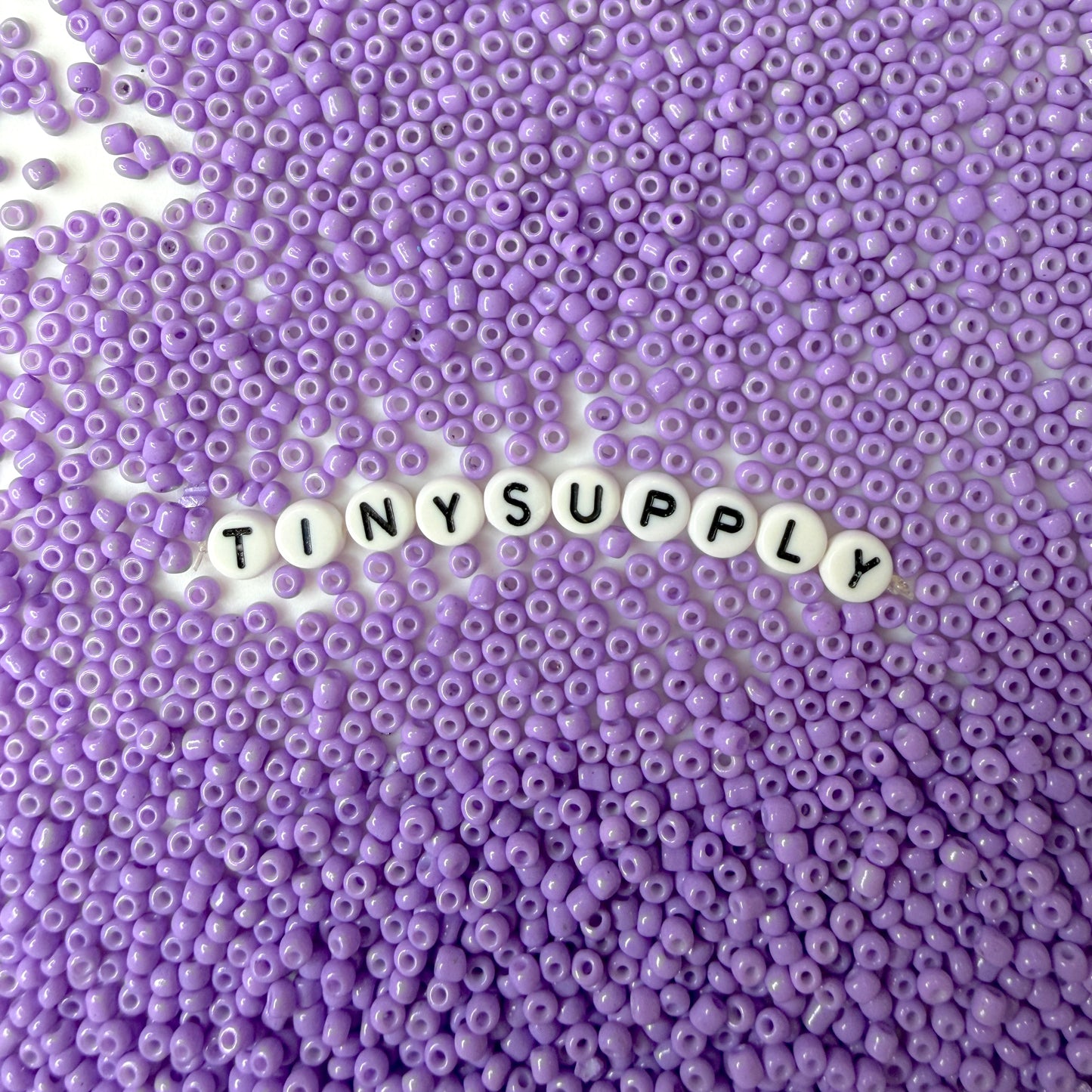 3MM Light Purple 8/0 Glass Seed Beads (S036-08) D41-08