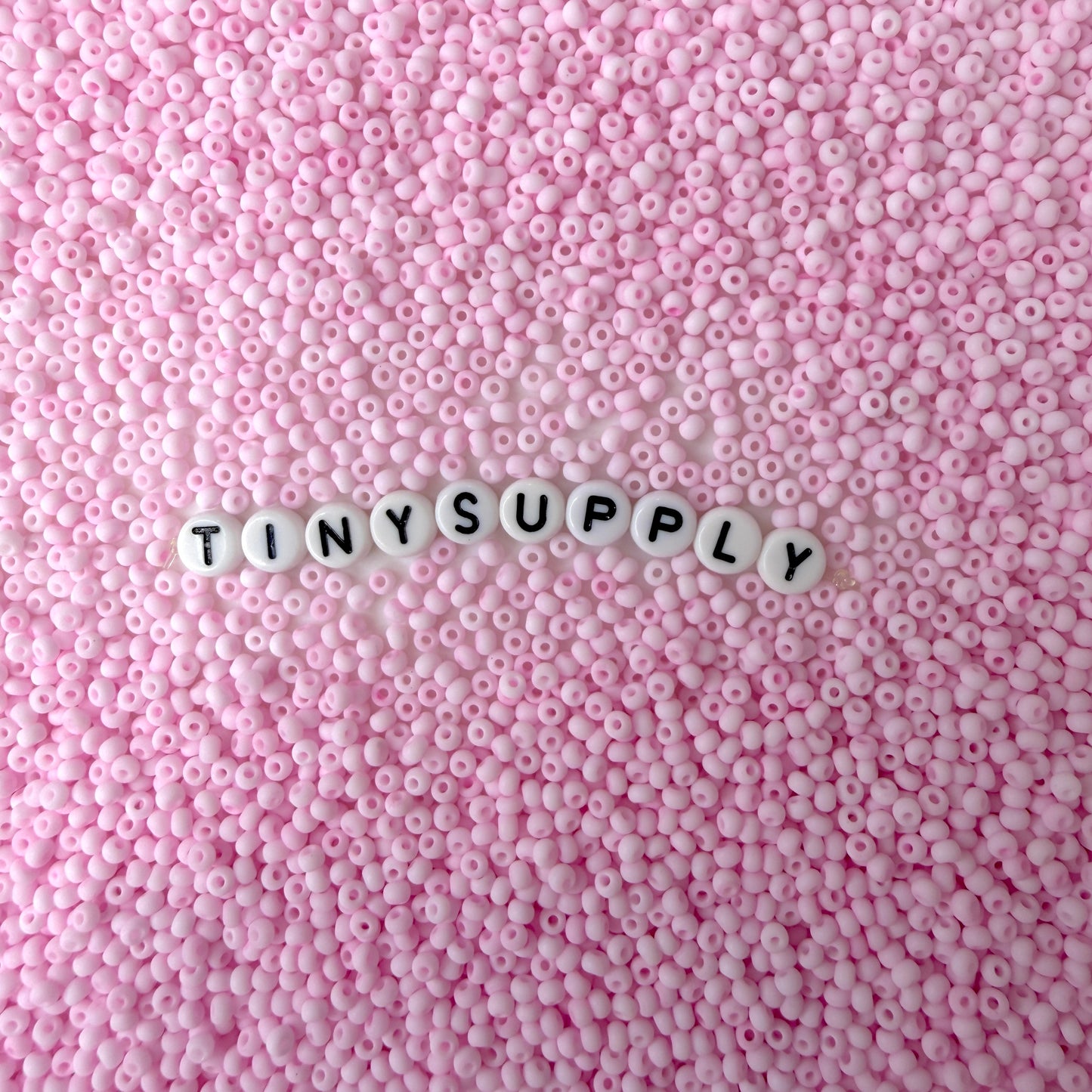 3MM Frosted Pink 8/0 Glass Seed Beads (S048-005) D41-22