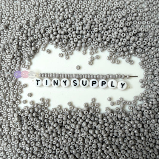 3MM Light Steel 8/0 Glass Seed Beads (S036-09) D41-27