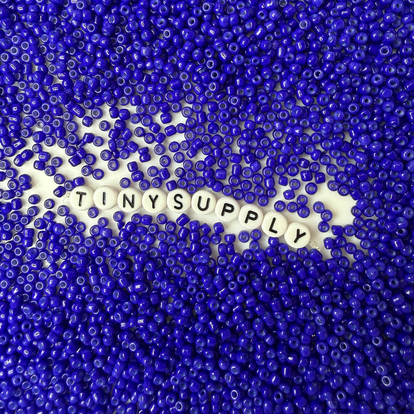 3MM Navy Blue 8/0 Glass Seed Beads (S036-07) D41-34