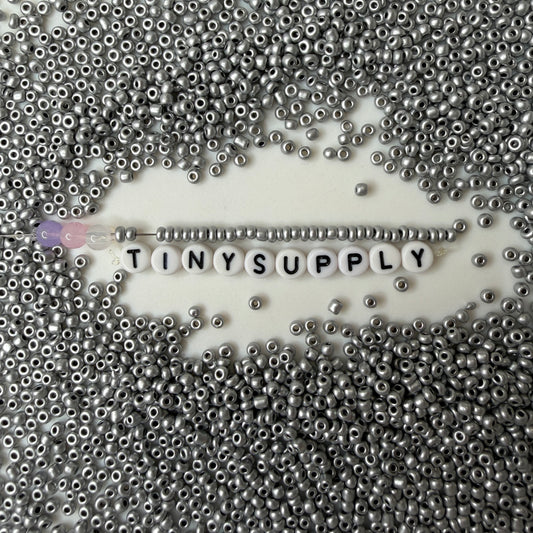 3MM Silver 8/0 Glass Seed Beads (S036-14) D41-36