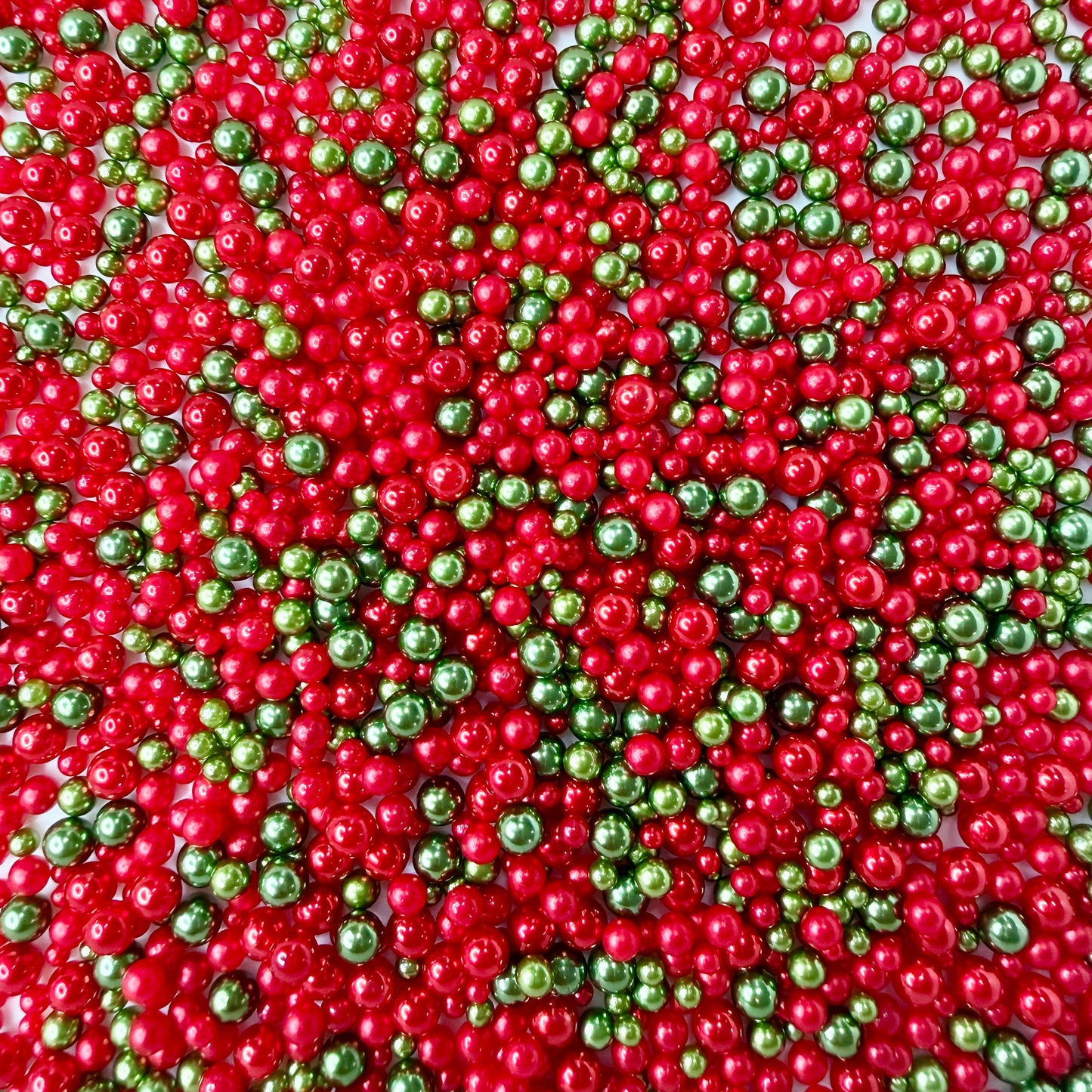 Mixed No Hole Christmas Red Green Pearls (2.5MM-5MM; NOT EDIBLE) D12-07