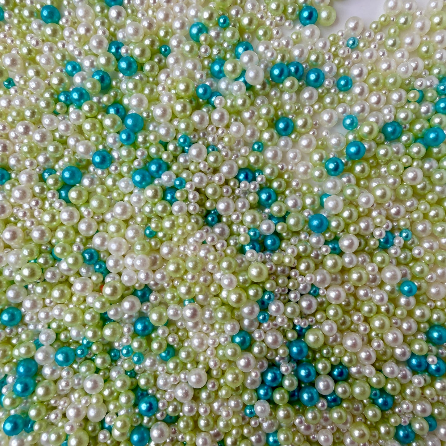 Mixed No Hole Green Pearls (2.5MM-5MM; NOT EDIBLE) D12-28