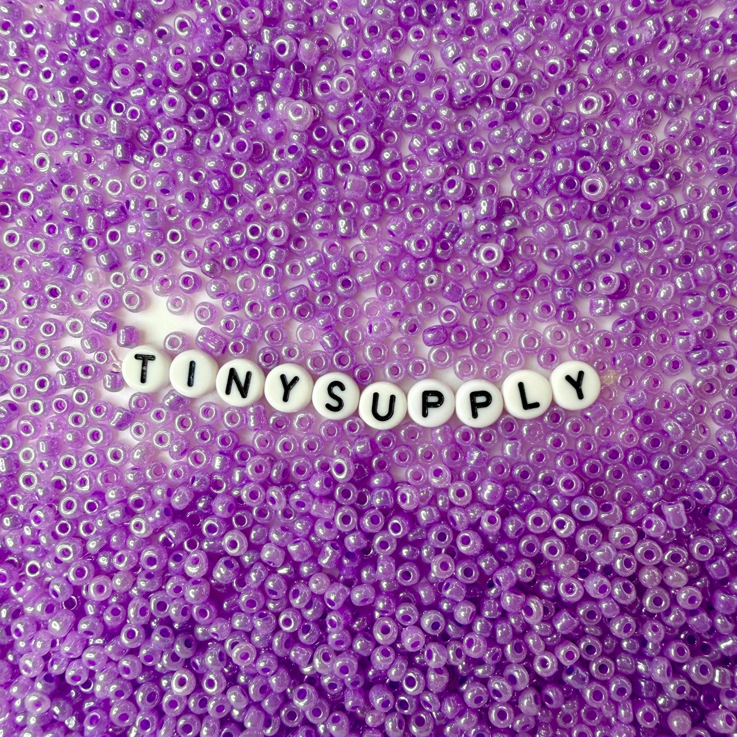 3MM Violet 8/0 Glass Seed Beads (US0003-150)