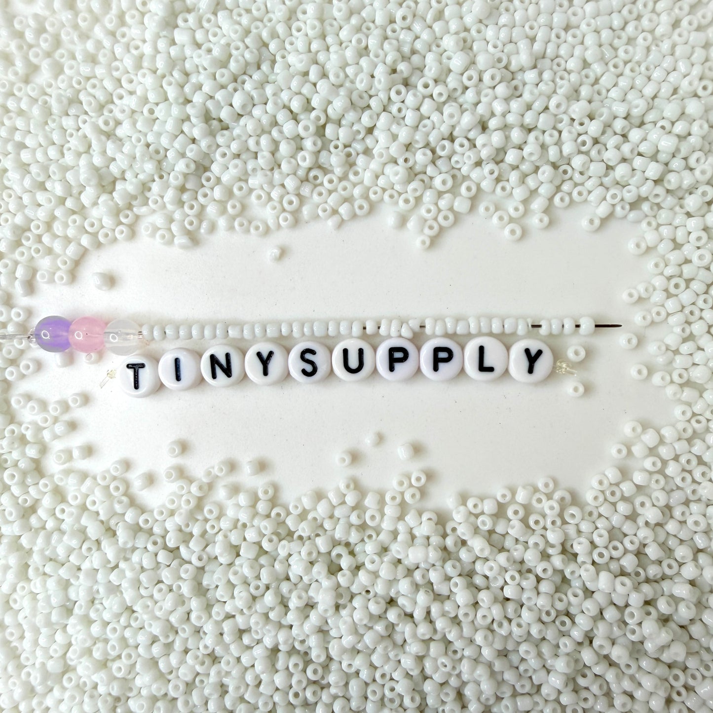 2MM White 12/0 Glass Seed Beads (A010-44)