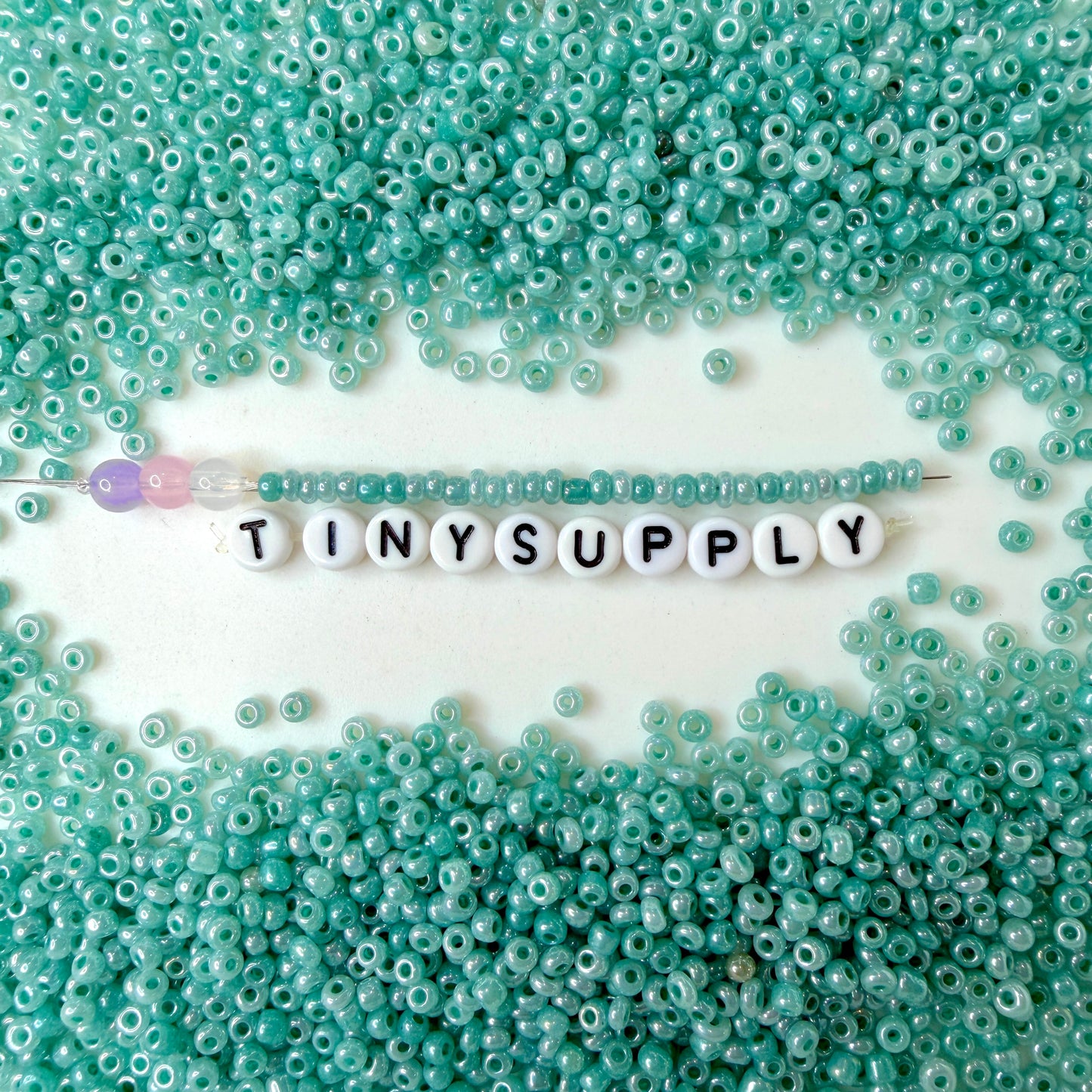3MM Emerald Green 8/0 Glass Seed Beads (US0003-154)