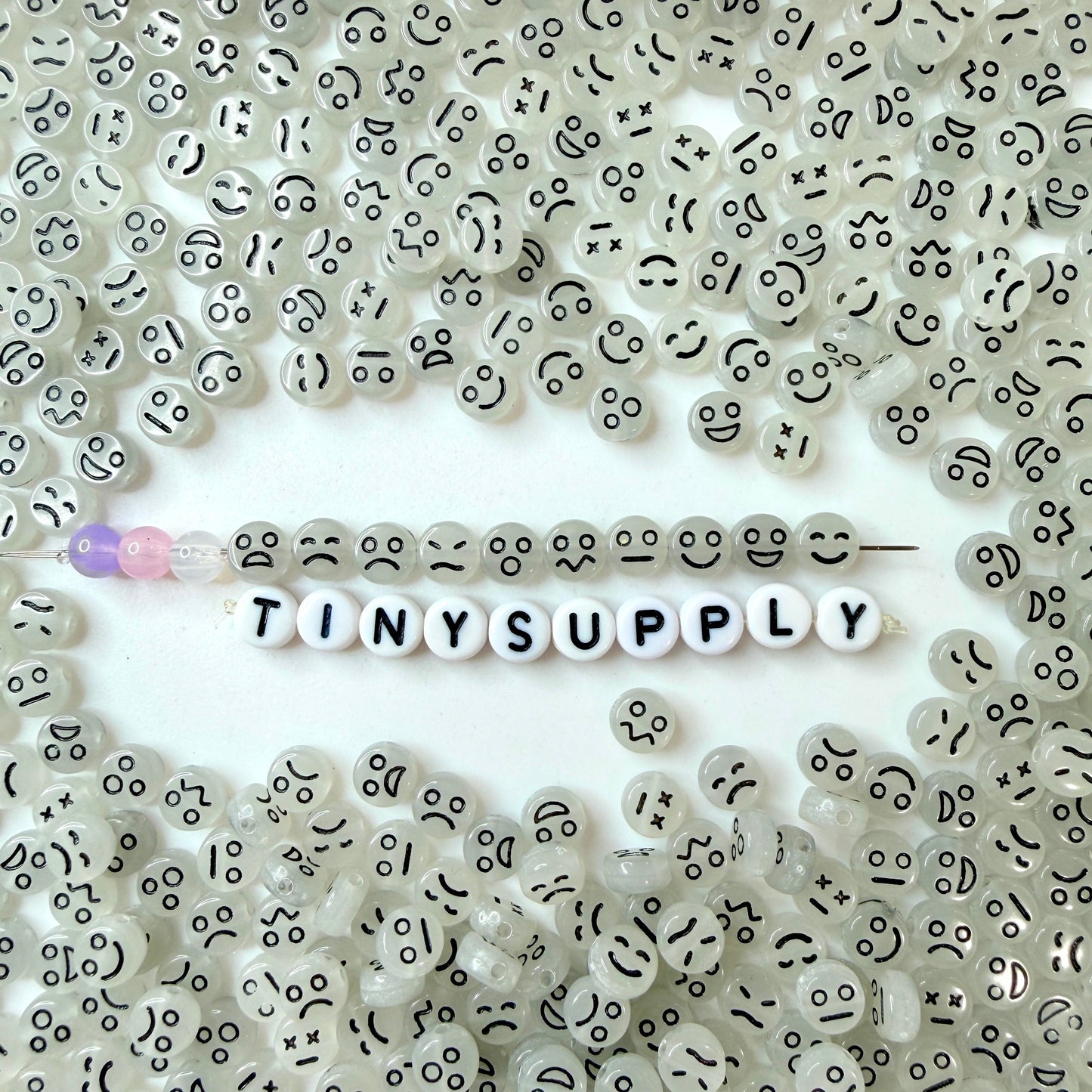 7MM Glow-in-Dark Round Acrylic with Mixed Faces Beads