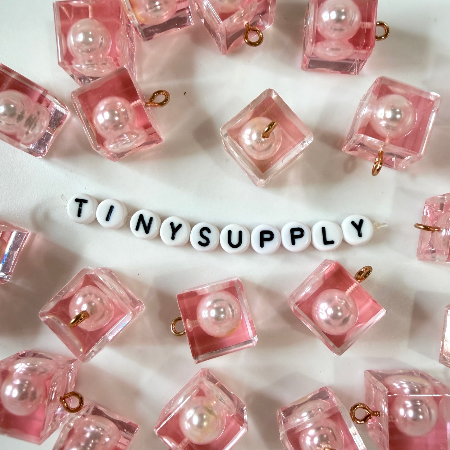 Transparent Epoxy Cube Resin Pendant Charm with Imitation Pearl (16 x 14 x 14mm)